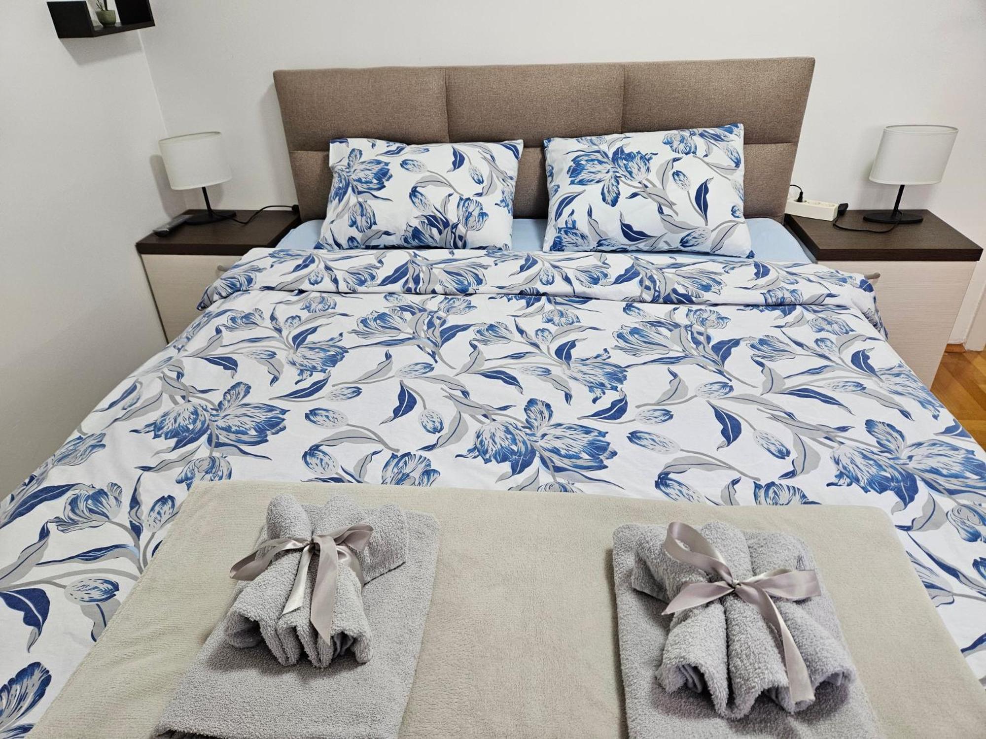 Apartman Vukota Pirot Bagian luar foto